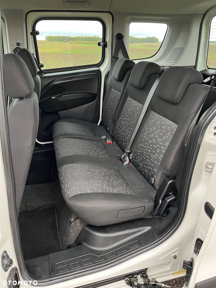 Opel Combo - 12