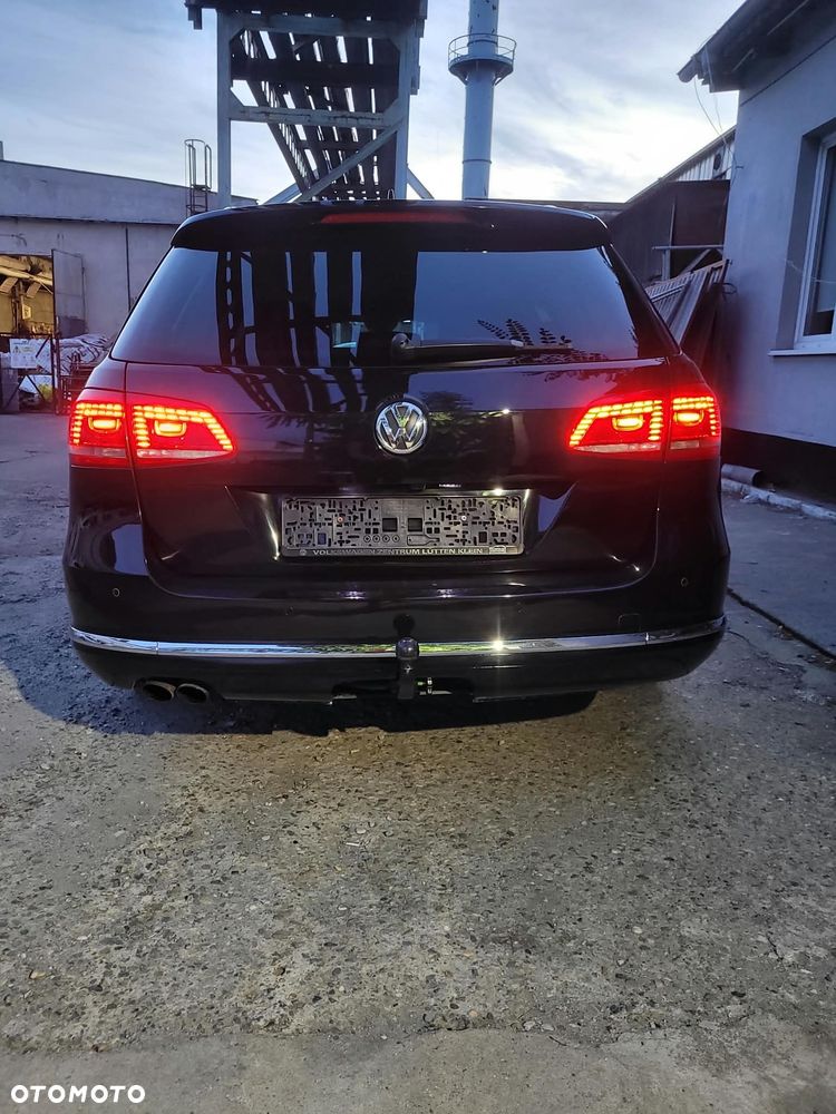 Volkswagen Passat 2.0 TDI DSG BlueMotion Technology R-Line - 4