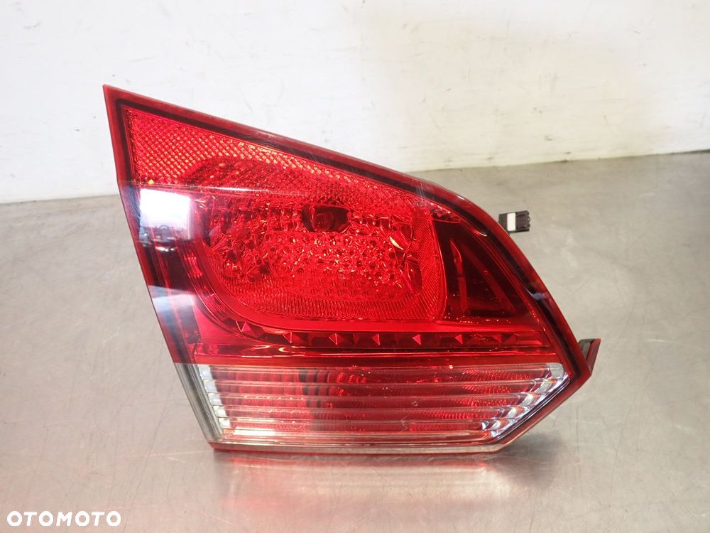 LAMPA LEWA TYLNA W KLAPIE CHEVROLET CRUZE I LIFT  95089901 - 2