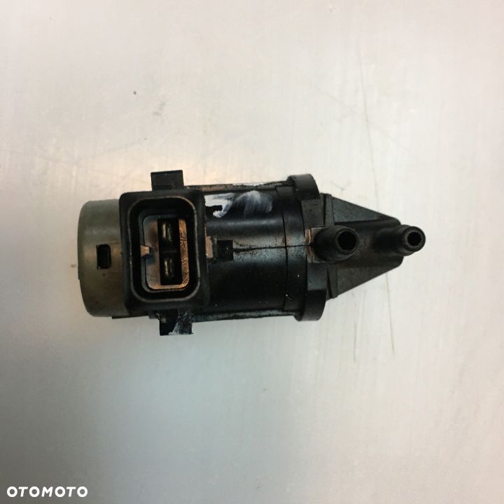 ZAWÓR PODCIŚNIENIA VW PASSAT B5 AUDI 1J0906283A - 3