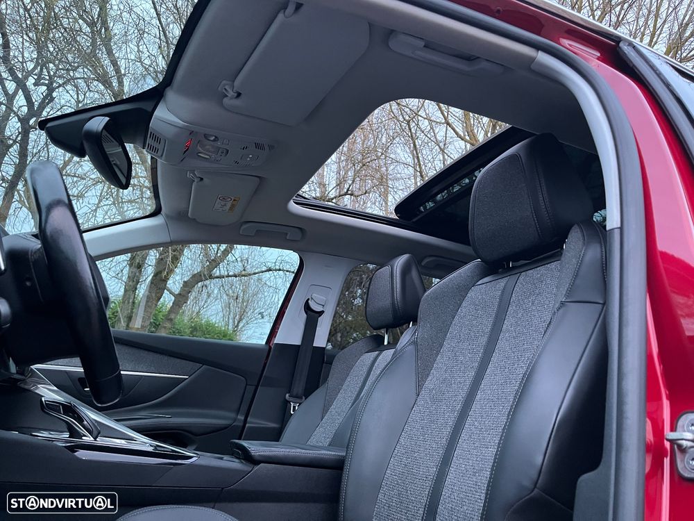 Peugeot 3008 PureTech 130 Stop & Start GPF EAT8 Allure - 17