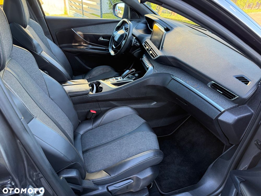 Peugeot 3008 THP 165 EAT6 Stop & Start Allure - 20