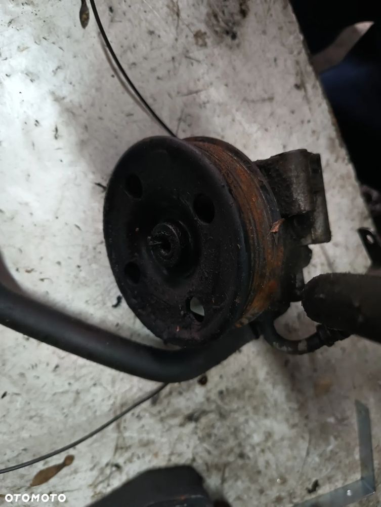 Pompa wspomagania TRANSIT 2.2 CC11 3A696 BB