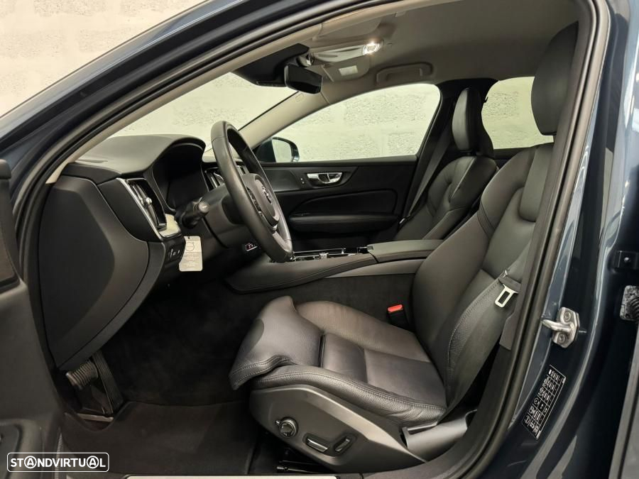 Volvo V60 2.0 T6 AWD TE Inscription - 4
