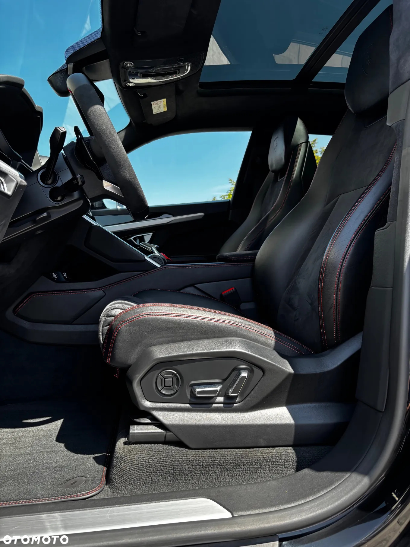 Lamborghini Urus Standard - 18