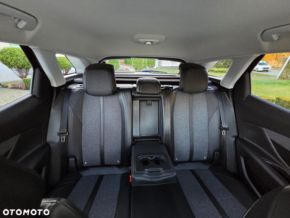 Peugeot 3008 BlueHDi 180 Stop & Start EAT6 GT - 22