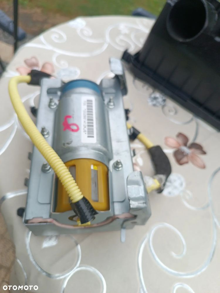 Poduszka powietrzna kierowcy, oraz pasażera  Toyota Auris Lift - 8