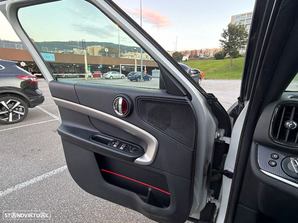 MINI Countryman Cooper D Auto - 12