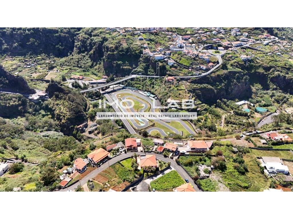 Terreno com 858m2 - Vista Mar - Penha D'Aguia - Faial - Santana - Grande imagem: 5/11