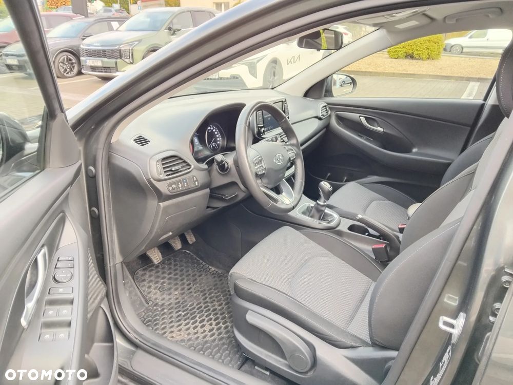 Hyundai i30 1.5 T-GDI 48V Modern - 8