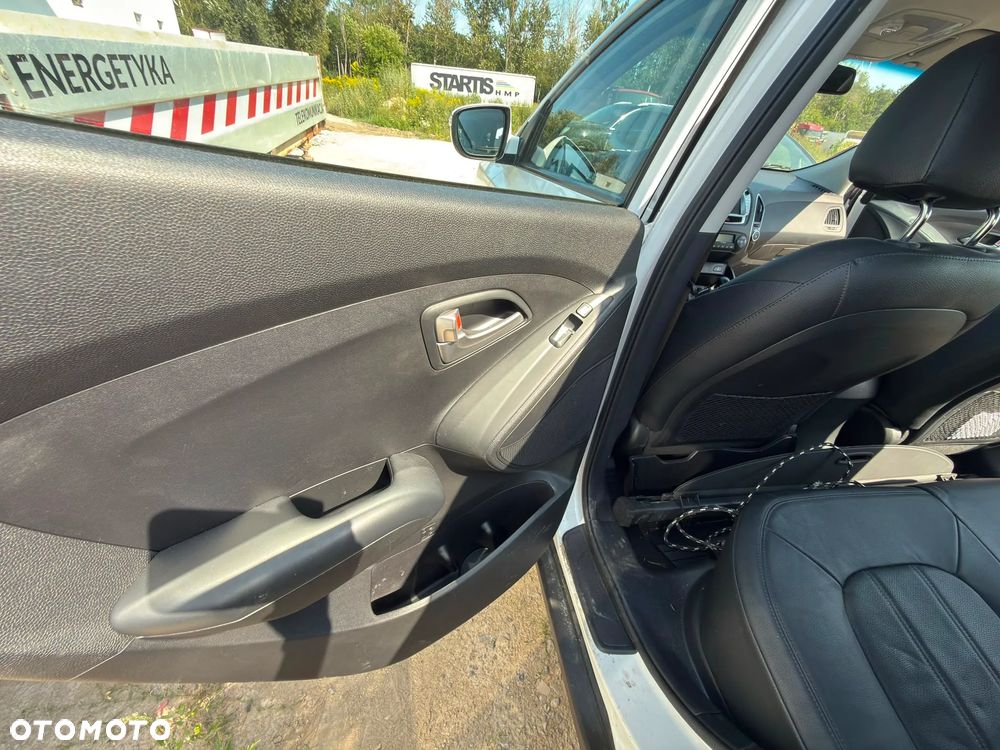Hyundai ix35 - 13