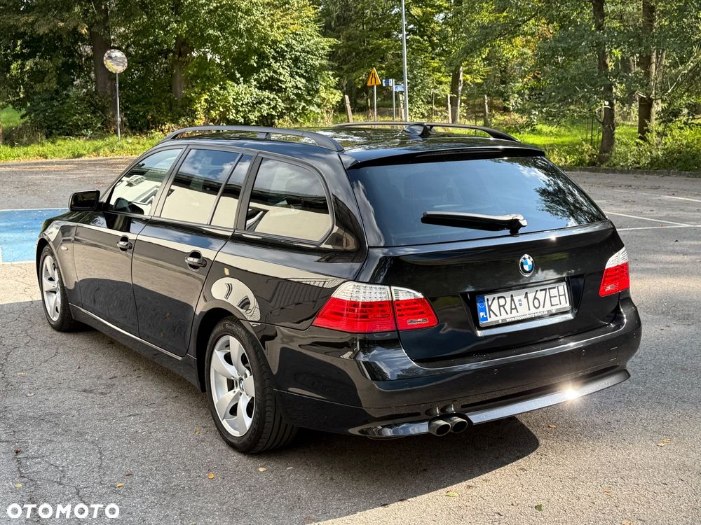 BMW Seria 5 525d Touring Edition Exclusive - 3