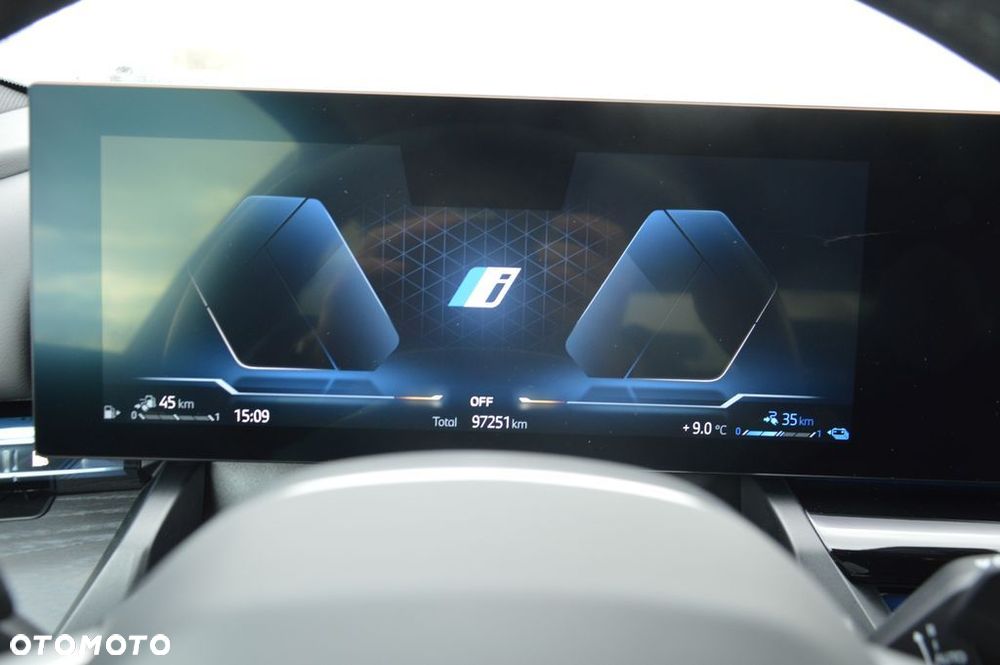 BMW Seria 5 - 27