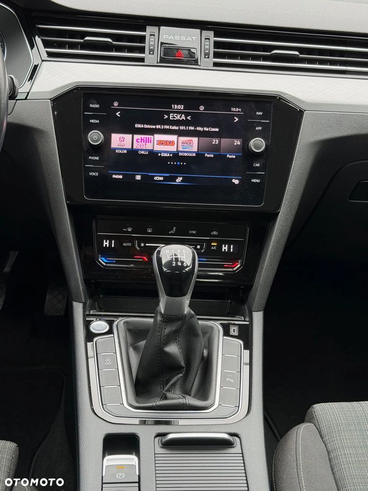 Volkswagen Passat 2.0 TDI EVO Business - 21