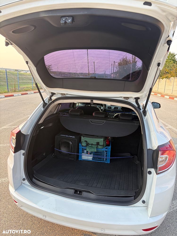 Renault Megane ENERGY dCi 130 Start & Stop Bose Edition - 15