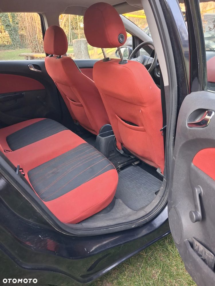 Opel Corsa 1.4 16V Enjoy - 7