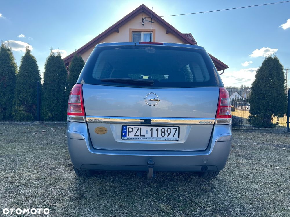 Opel Zafira 1.6 ecoFLEX Family - 17