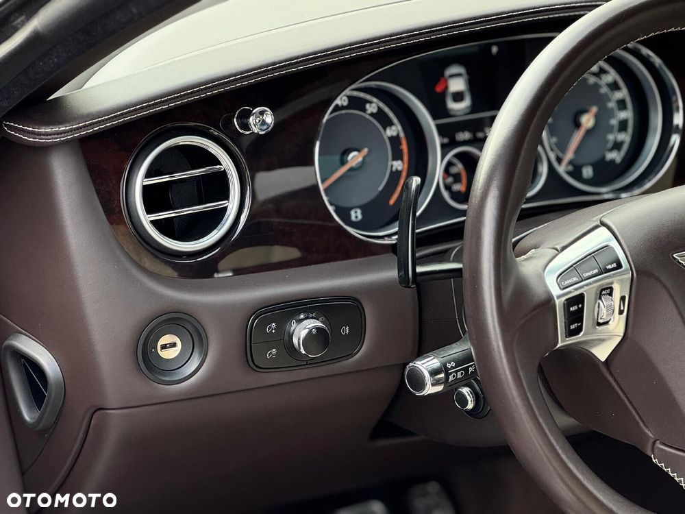 Bentley Continental GT - 15