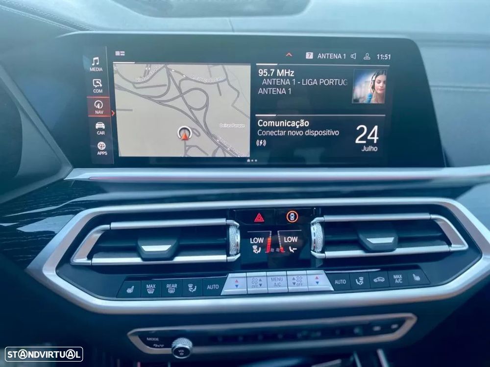 BMW X7 40 d xDrive Pack M - 27