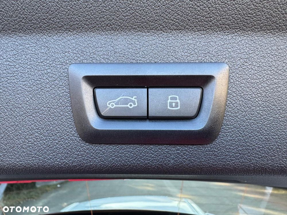 BMW Seria 1 120d Edition Colorvision - 27