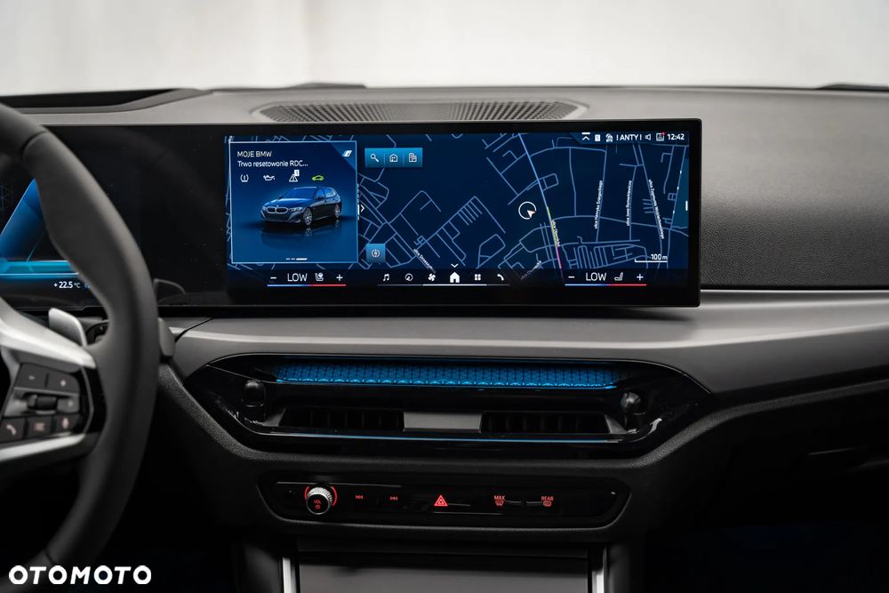BMW Seria 3 330e PHEV xDrive - 35