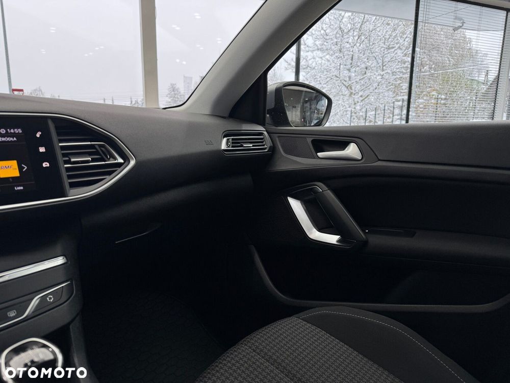 Peugeot 308 1.5 BlueHDi Active S&S - 26