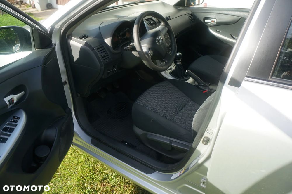 Toyota Corolla 1.4 D-4D Terra - 5