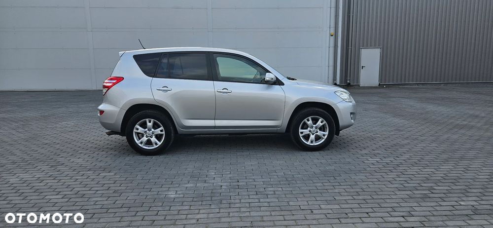Toyota RAV4 2.0 VVT-i Sol - 14