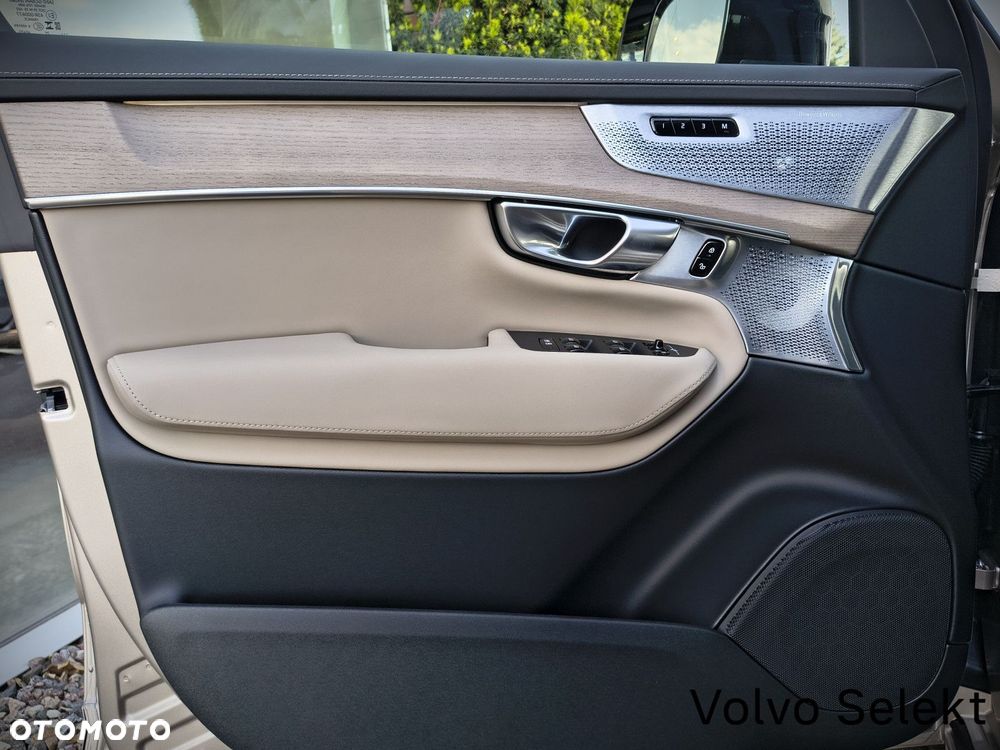 Volvo XC 90 - 12