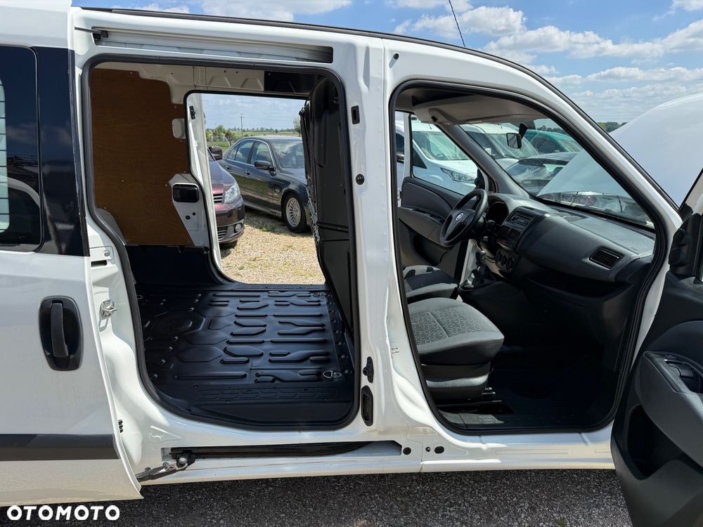 Fiat DOBLO MAXI 1.4 TJET 120 KM NOWY GAZ LPG SUPER STAN OKAZJA 100% PEWNY - 11