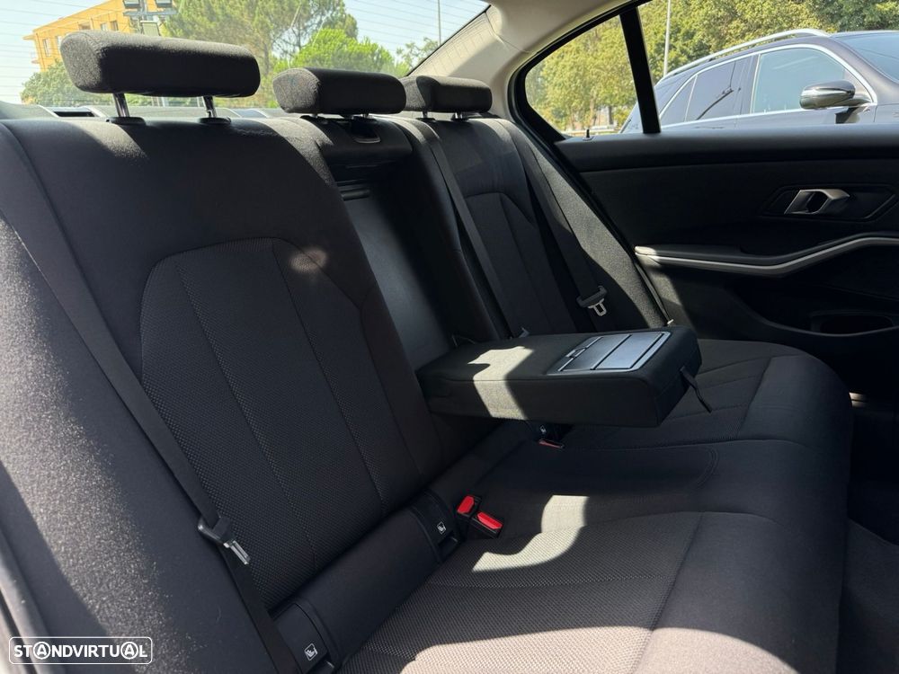 BMW 330 e Corporate Edition Auto - 18