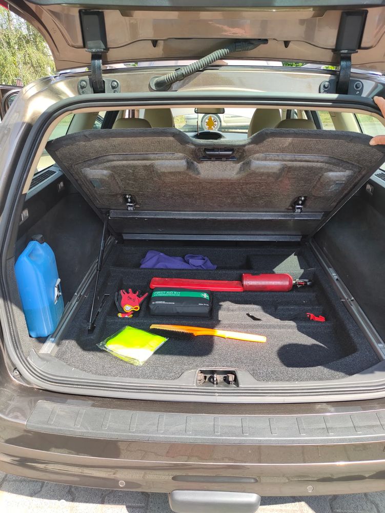 Volvo V70 D4 Momentum - 9