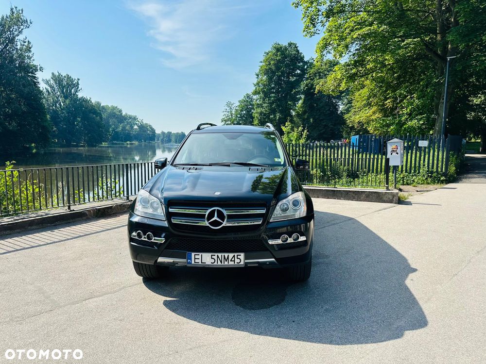 Mercedes-Benz GL 450 - 2