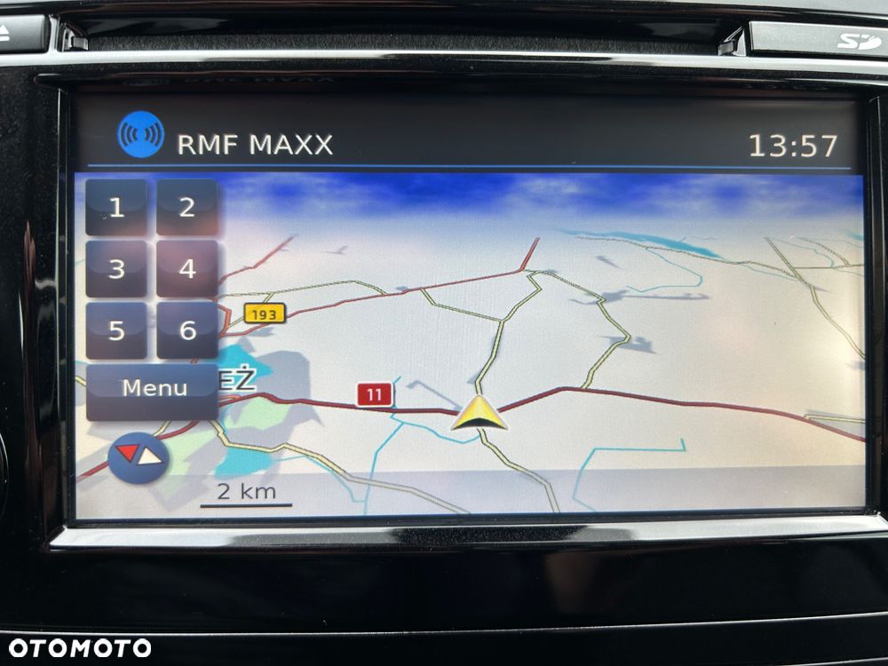 Nissan Qashqai 1.6 DIG-T N-Connecta - 11