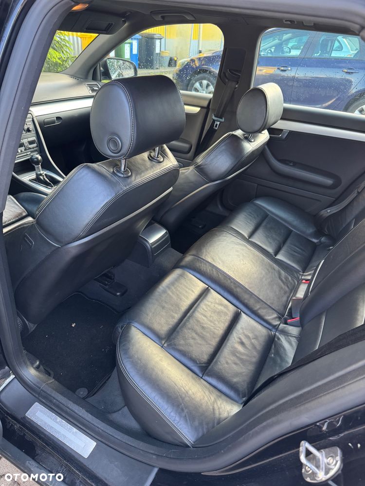 Audi A4 Avant 2.0 TDI - 8