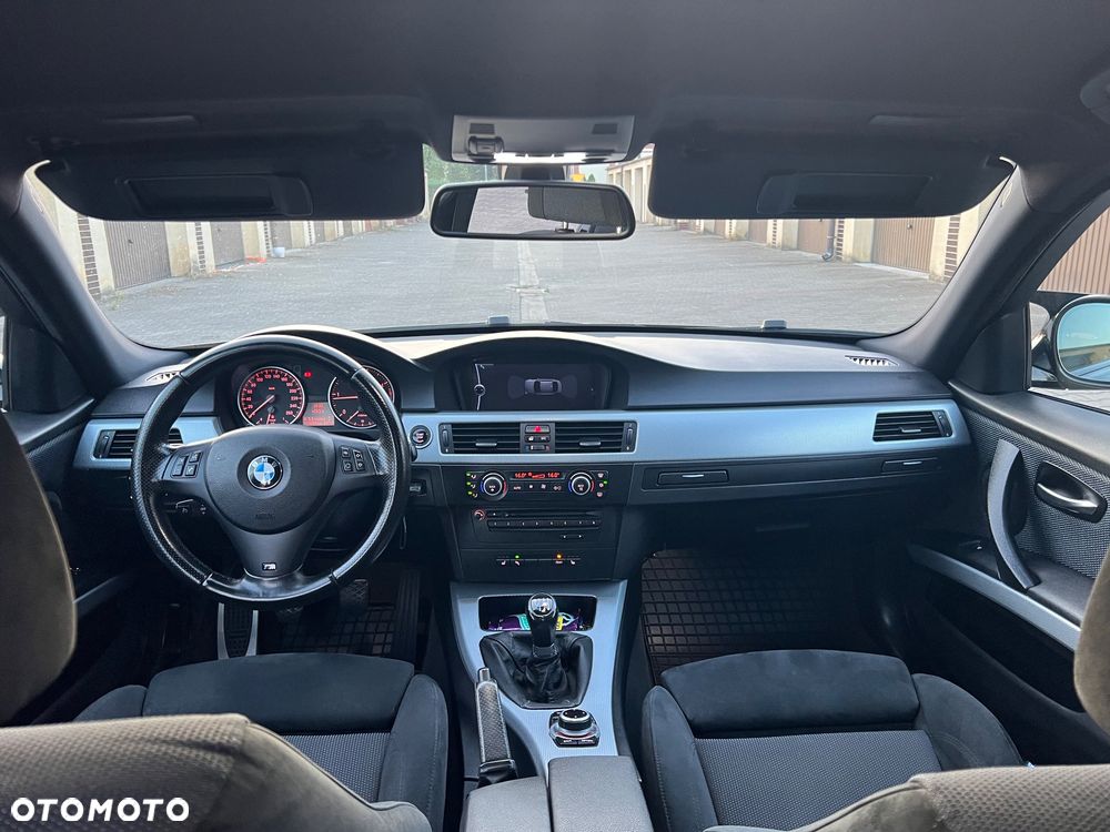 BMW Seria 3 320d - 17