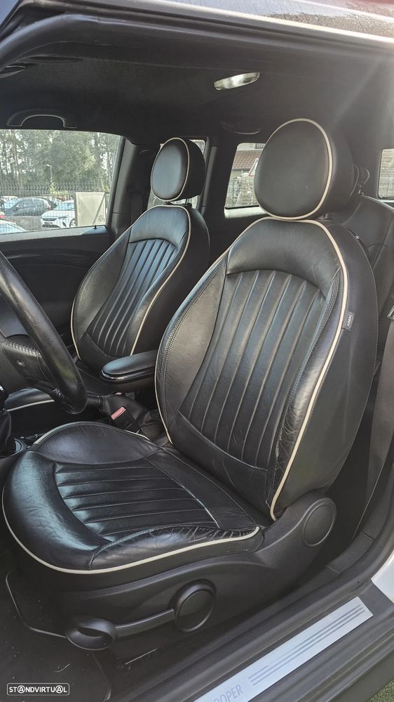 MINI Clubman Cooper D - 3