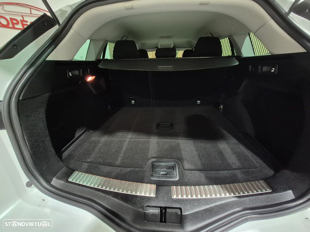 Renault Mégane Sport Tourer 1.5 dCi GT Line J18 - 39