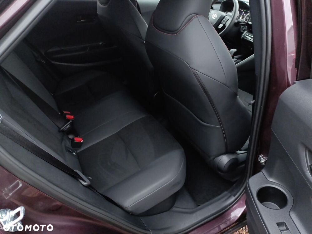 Toyota C-HR - 13