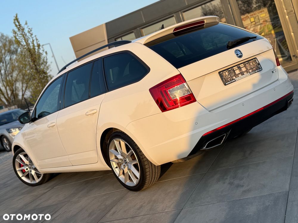Skoda Octavia 2.0 TDI RS DSG - 10