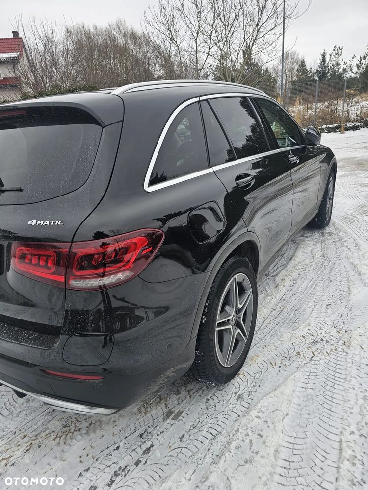 Mercedes-Benz GLC 300 e 4-Matic AMG Line - 9