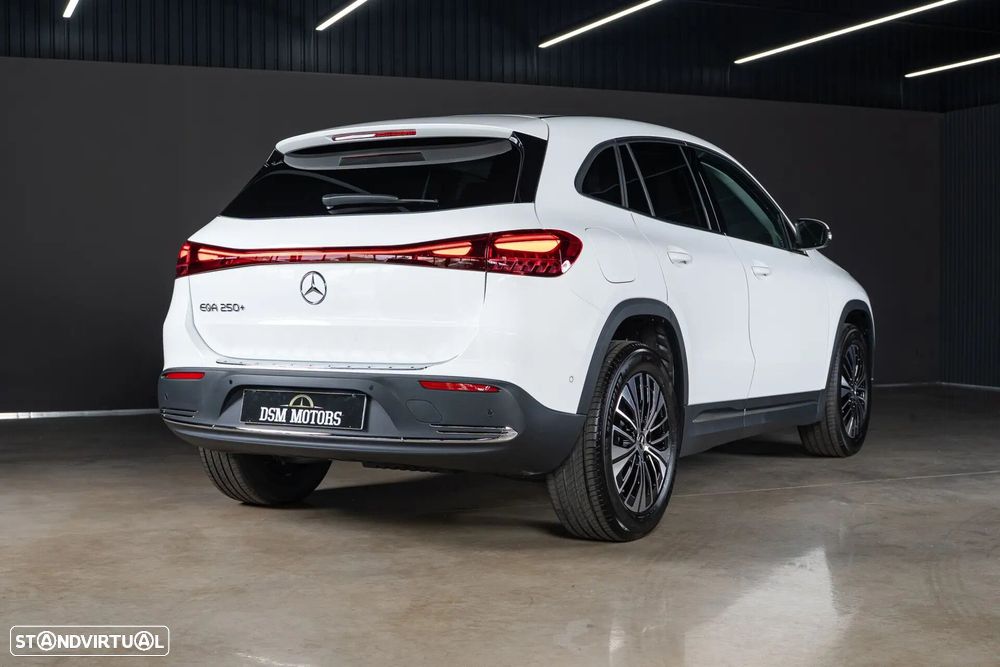 Mercedes-Benz EQA - 4