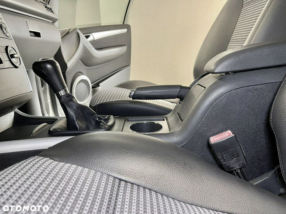 Mercedes-Benz Klasa A 170 BlueEFFICIENCY Avantgarde - 14