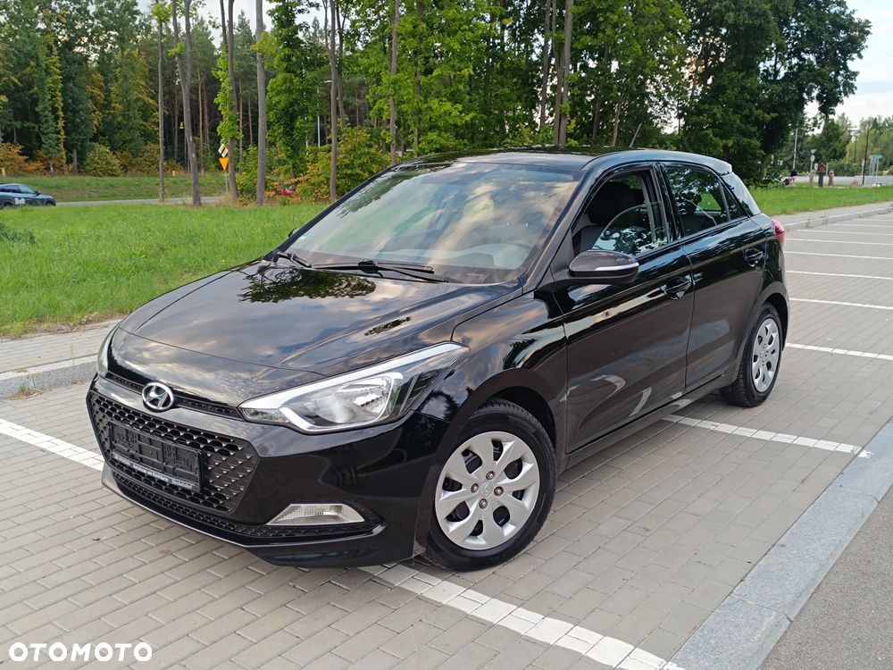 Hyundai i20 blue 1.2 Classic - 14