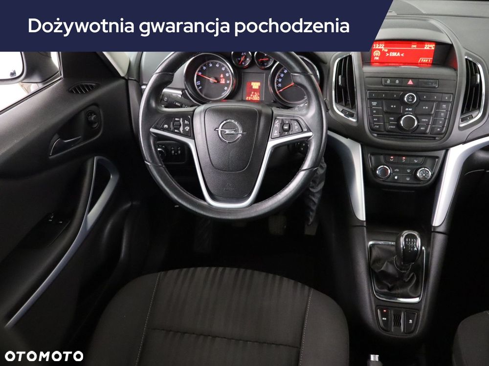 Opel Zafira - 9