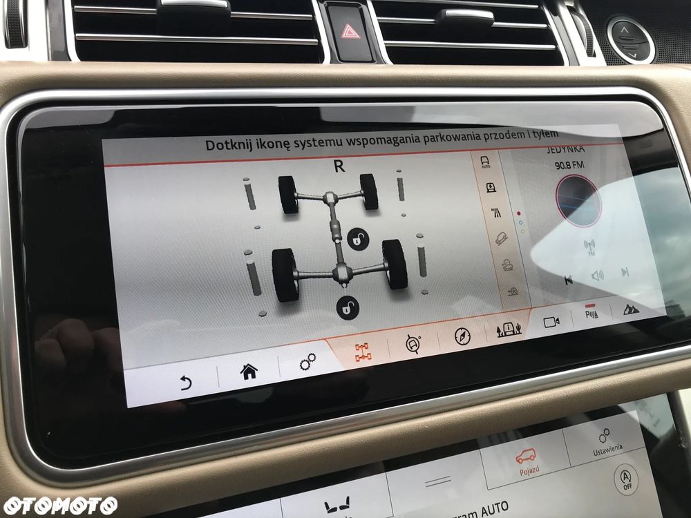 Land Rover Range Rover 4.4SD V8 SV AB - 31