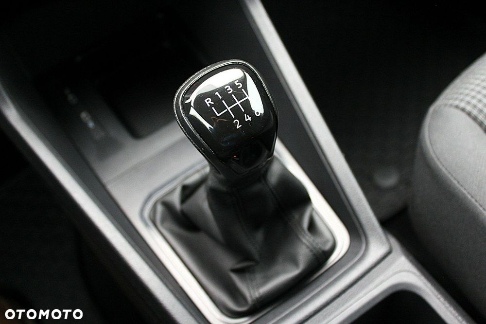 Volkswagen Caddy - 26
