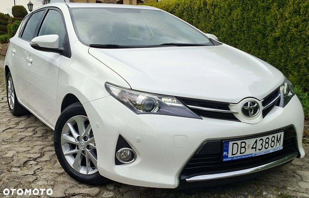 Toyota Auris 1.6 Valvematic START Edition - 1
