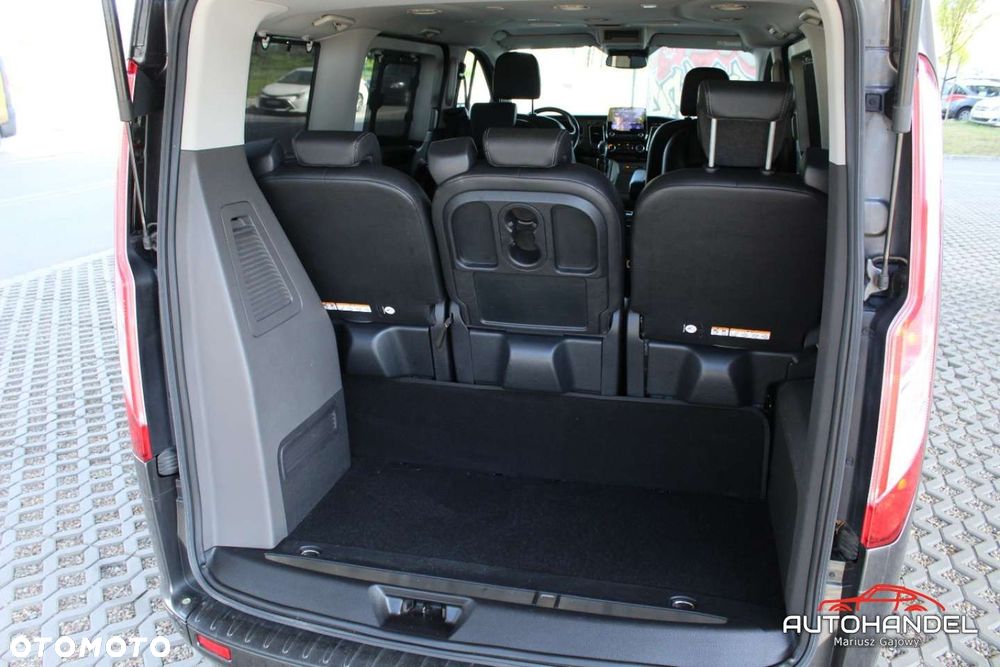 Ford Tourneo Custom - 29