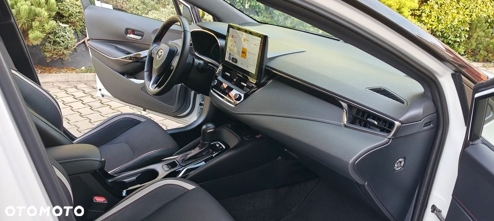Toyota Corolla 1.8 Hybrid GR Sport - 14